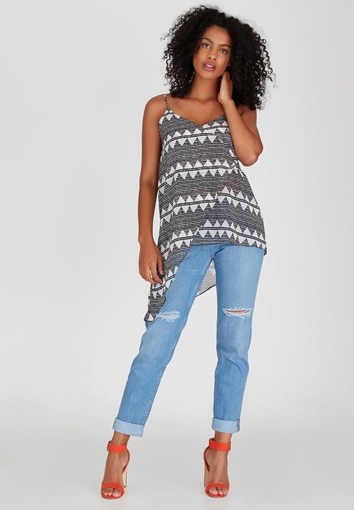 STYLE REPUBLIC - Asymmetrical Cami Black and White
