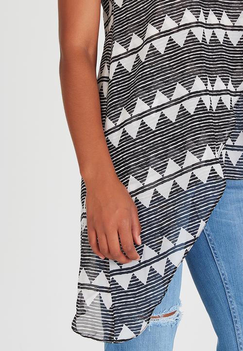 STYLE REPUBLIC - Asymmetrical Cami Black and White