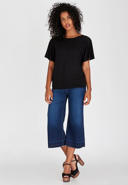 STYLE REPUBLIC - Batwing T-shirt Black