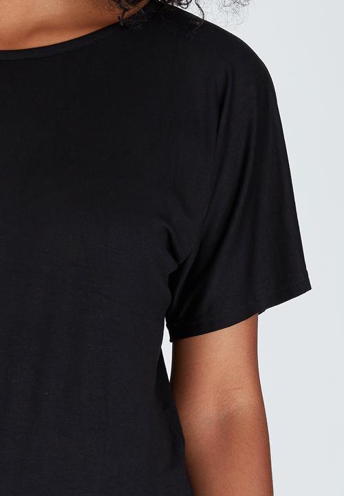 STYLE REPUBLIC - Batwing T-shirt Black