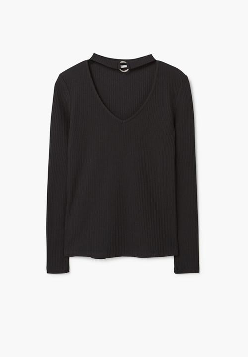 MANGO - Neck Detail T-Shirt Black