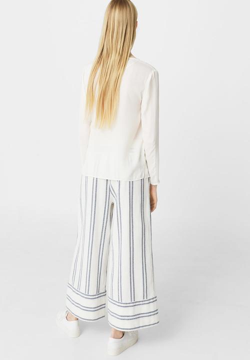 MANGO - Knot Detail Flowy Blouse White