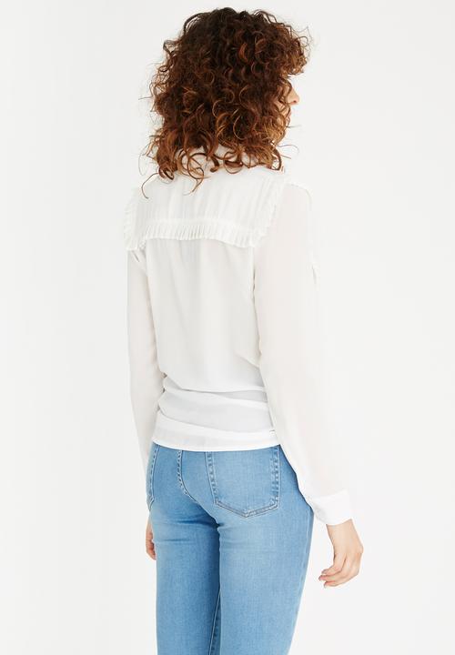 STYLE REPUBLIC - Pleat Detail Blouse Off White