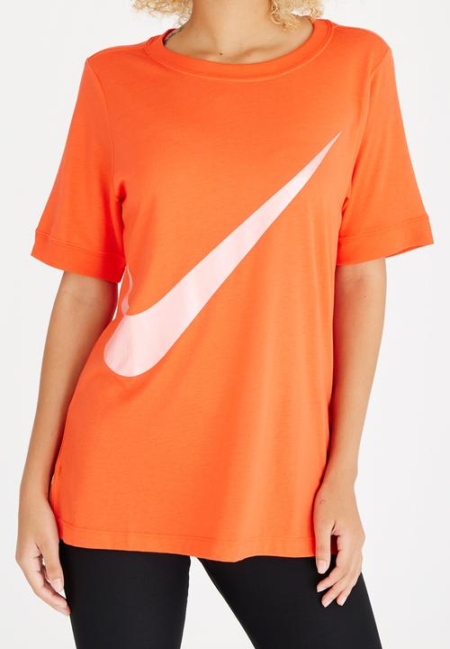 Nike - Nike Sportswear Swoosh Tee Red