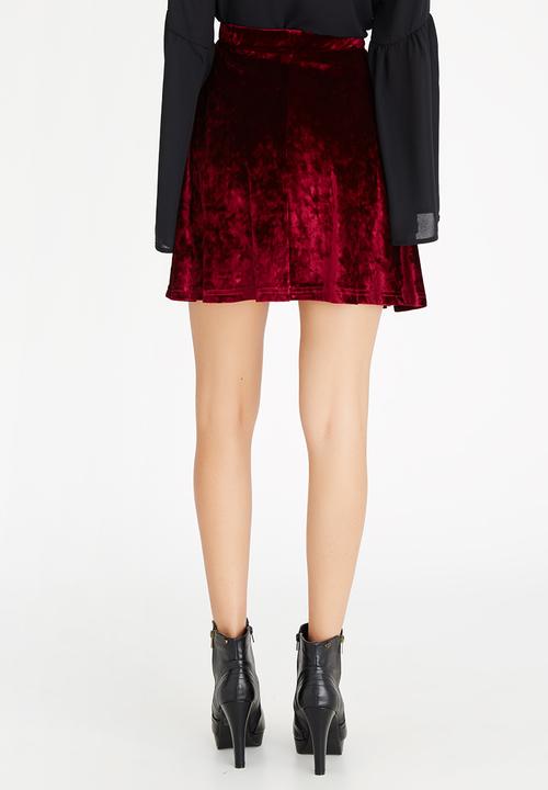 c(inch) - Skater Mini Skirt Dark Red