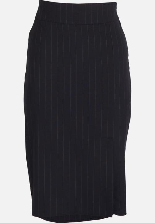 STYLE REPUBLIC - Dip Hem Striped Fitted Skirt Navy