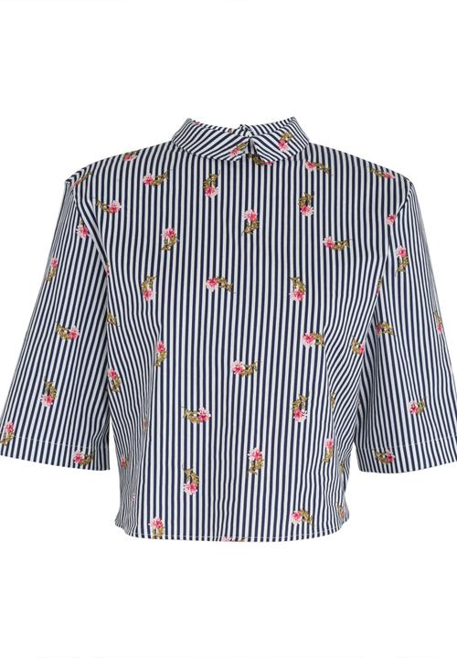STYLE REPUBLIC - Cropped Shirt Blue and White