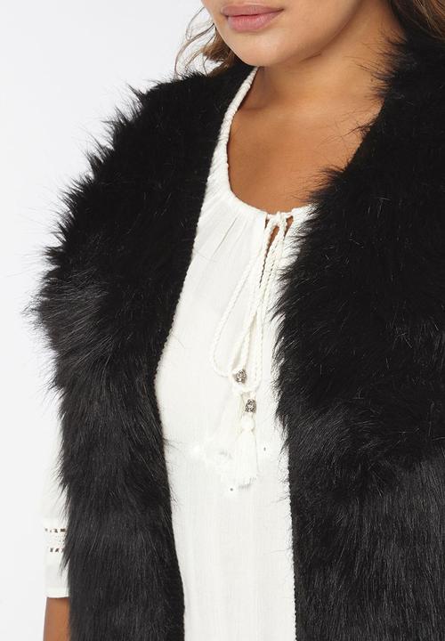 EVANS - Faux Fur Waistcoat Black