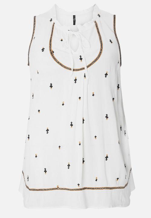 EVANS - Embroidery Detail Sleeveless Top White