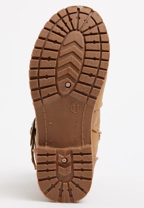 Foot Focus - Girls Boot with Flower Buckle Camel/Tan