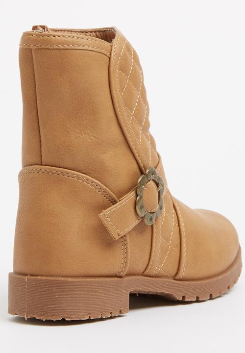 Foot Focus - Girls Boot with Flower Buckle Camel/Tan