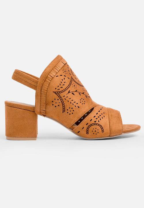 Jada - Laser cut detail heels - tan 