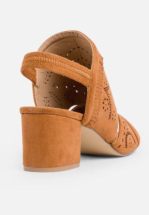 Jada - Laser cut detail heels - tan 