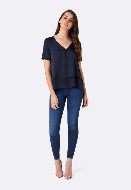 Forever New (Spree) - Aria Self Covered Button Essential Top Navy