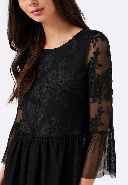 Forever New (Spree) - Tahenna Floral Mesh Top Black