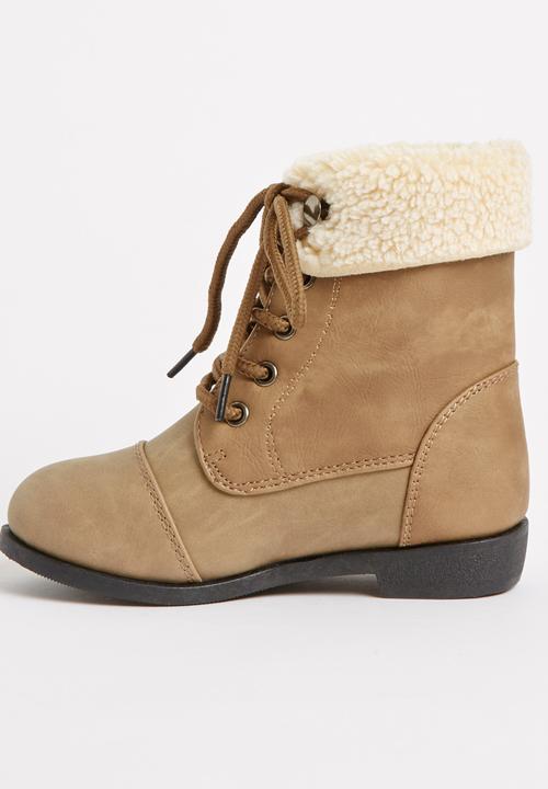 Jumbo - Lace Up Fur Boot Mid Brown