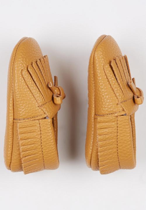 Pop Candy - Fringed Moccasin Tan