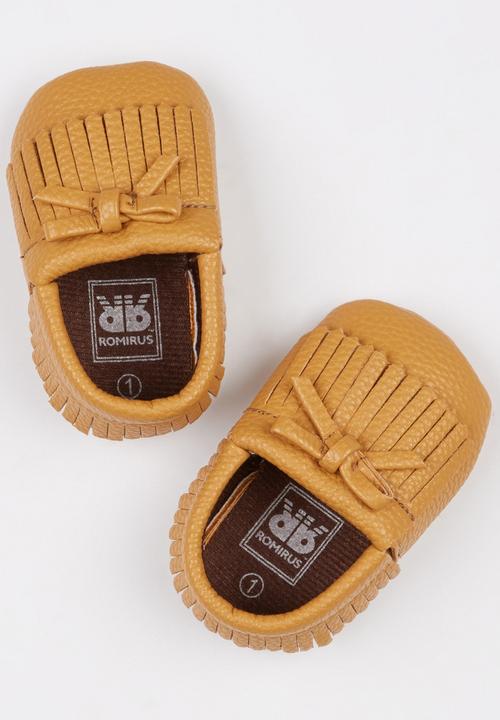 Pop Candy - Fringed Moccasin Tan
