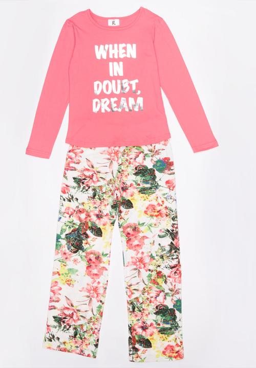 Rebel Republic - When in Doubt Pyjama Set Mid Pink