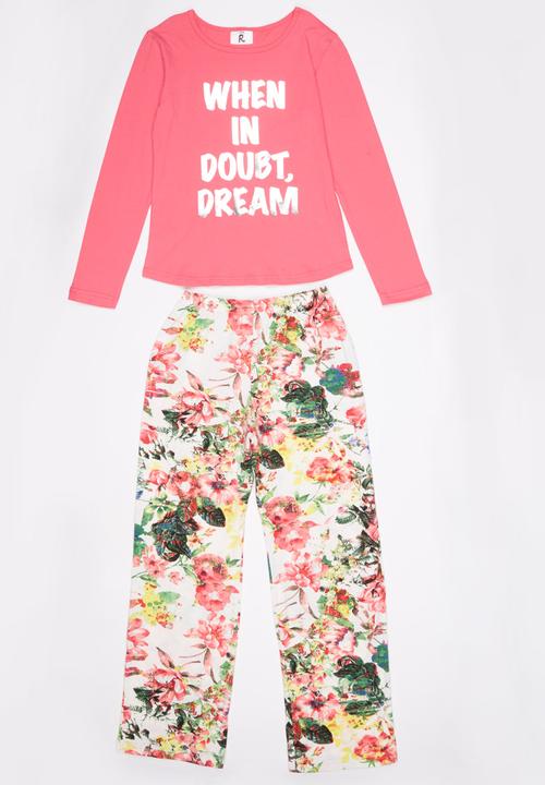 Rebel Republic - When in Doubt Pyjama Set Mid Pink