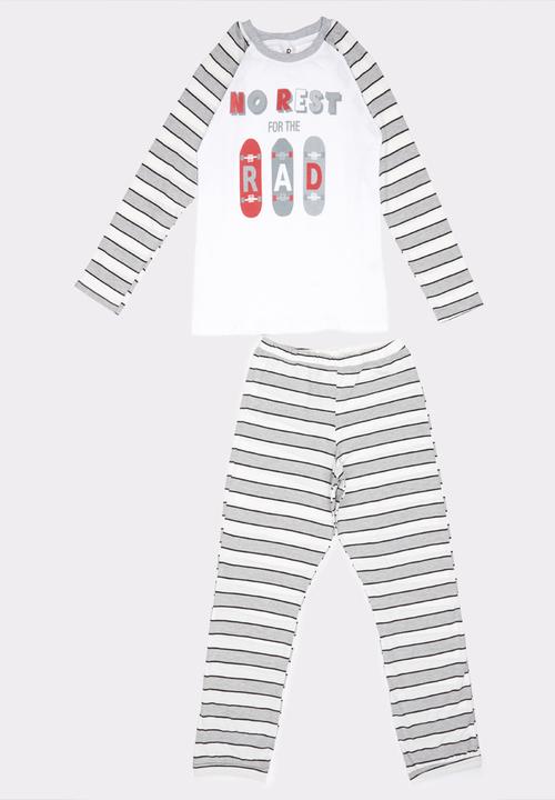 Rebel Republic - No Rest Pyjama Set Multi-colour