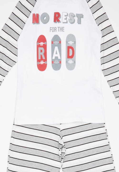 Rebel Republic - No Rest Pyjama Set Multi-colour