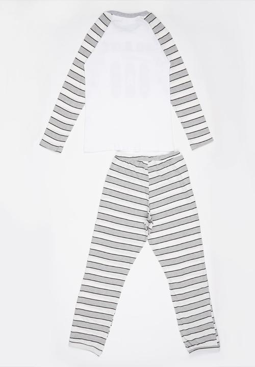 Rebel Republic - No Rest Pyjama Set Multi-colour