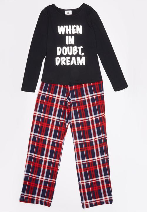 Rebel Republic - When in Doubt Pyjama Set Black