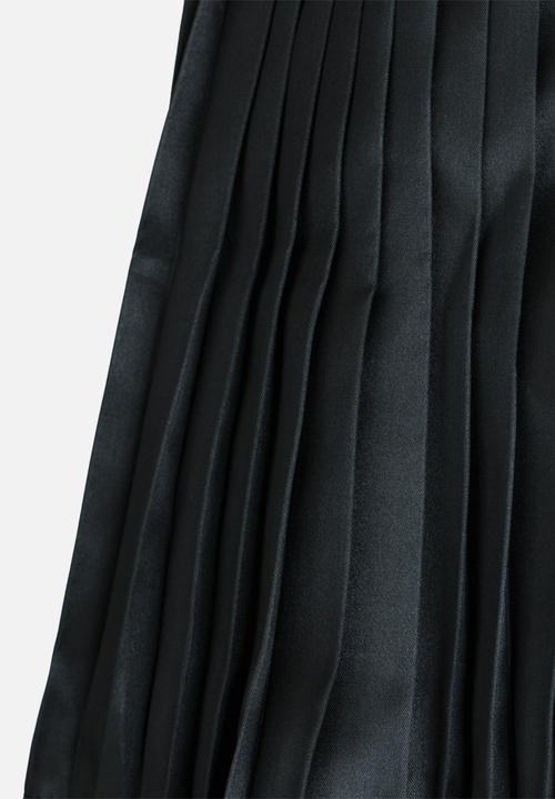 Rebel Republic - Pleated Skirt Black