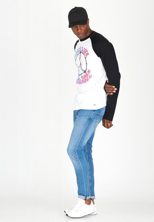 Quiksilver - Raglan Fashion Fit Tee White