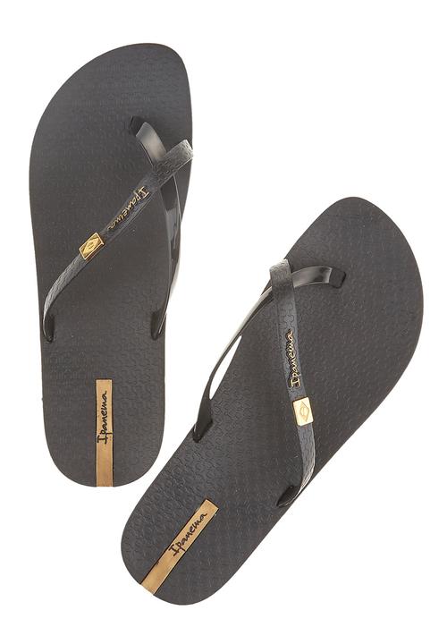 cross over flip flops