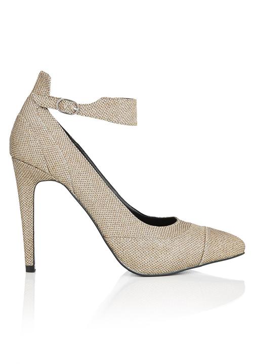 gold court shoes with strap