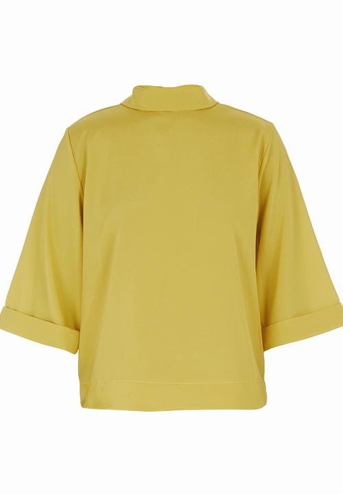 STYLE REPUBLIC - High-neck Top Chartreuse