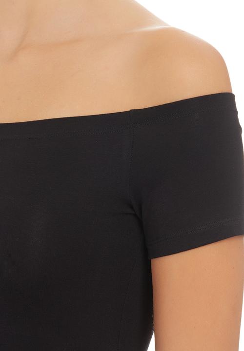 c(inch) - Off-the-shoulder Cropped Tank Top Black