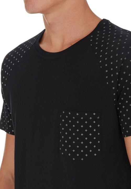 Silent Theory - Stay Out Raglan T-shirt Black