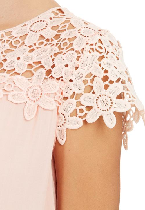 Suzanne Betro - Lace Trim Top Pale Pink