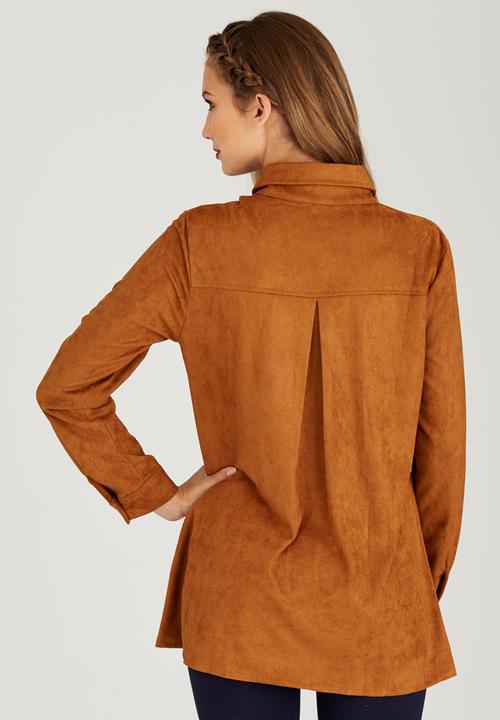 STYLE REPUBLIC - Suedette Shirt Camel/Tan