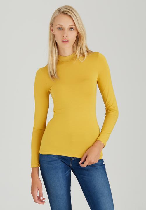 c(inch) - Turtle Neck Long Sleeve Top Yellow