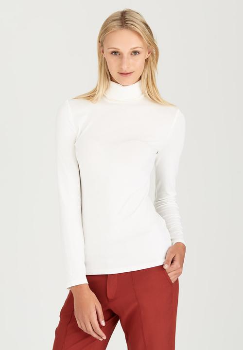 c(inch) - Long Sleeve Polo Neck Top Cream