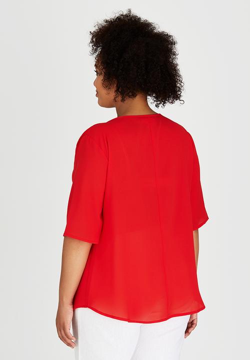 edit Plus - Basic V-Neck T-shirt Red