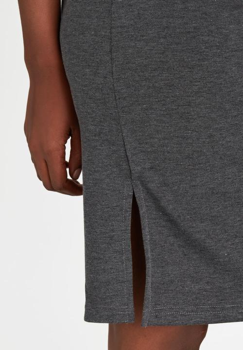 c(inch) - Slit Midi Skirt Dark Grey