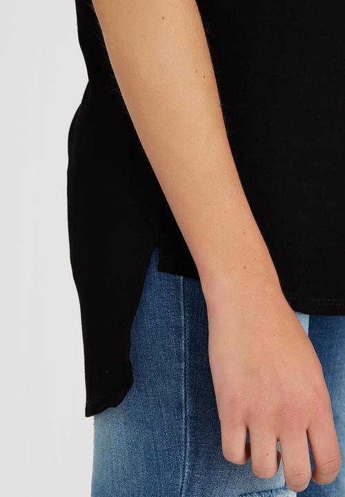 GUESS - Rolled Tina Longline Tee Black
