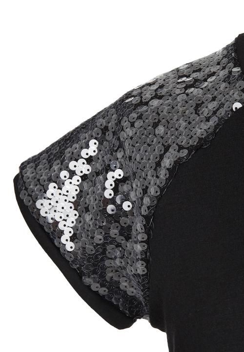 Rebel Republic - Sequins Sleeves Tee Black