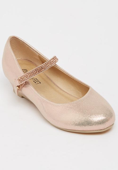 Pretty Feet - Glitter Kitten Heel Pump Gold