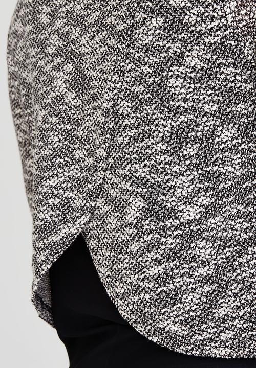 Brave Soul - Crew-Neck Cut and Sew Top Black