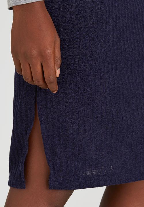 c(inch) - Ribbed Midi Skirt Navy