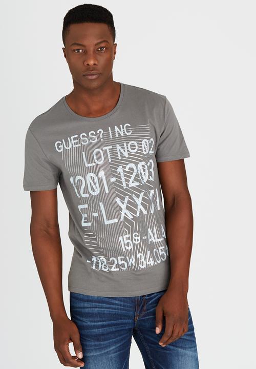 GUESS - S/S BSC Shifted Stripes Crew Tee Grey