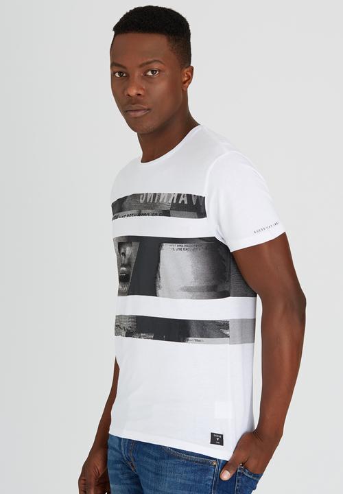 GUESS - S/S BSC Video Girl Crew Tee White
