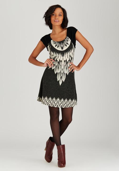 Revenge - Aztec Tribal Ethnic Tunic Black