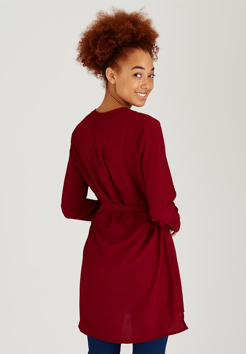 STYLE REPUBLIC - Lace Up Tunic Dark Red